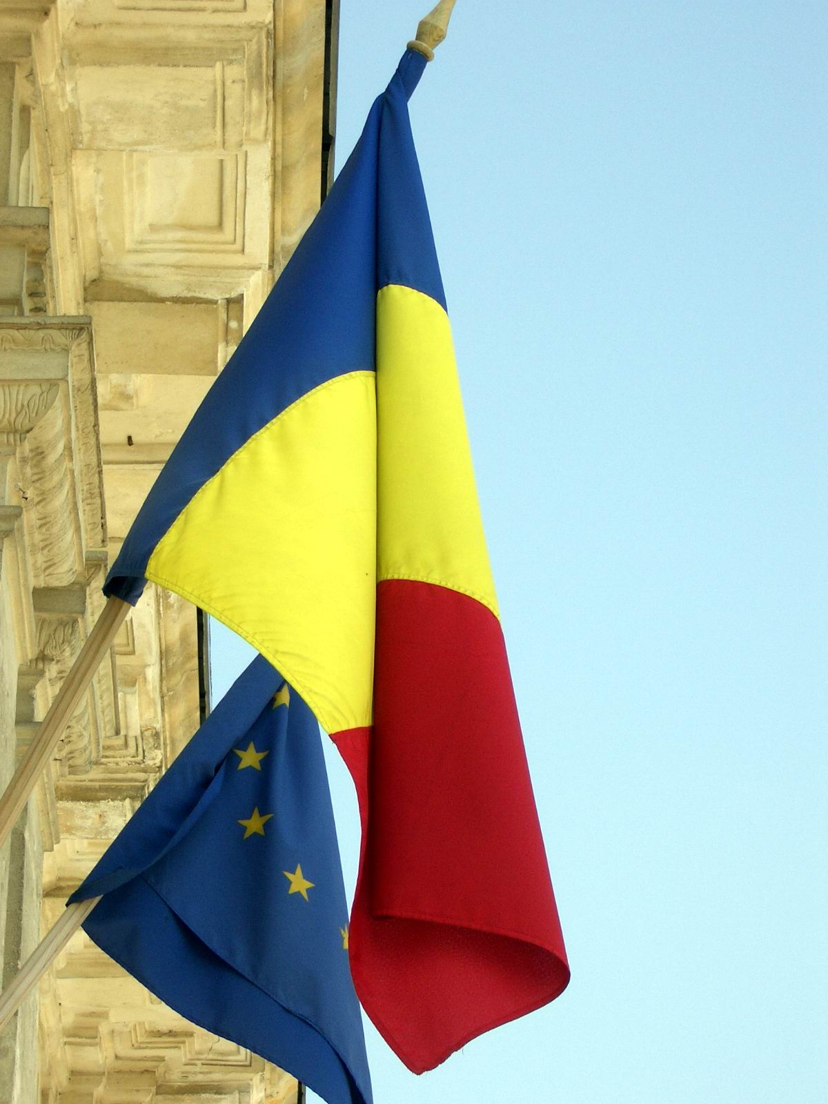 Informatii pentru cetatenii romani aflati permanent in strainatate